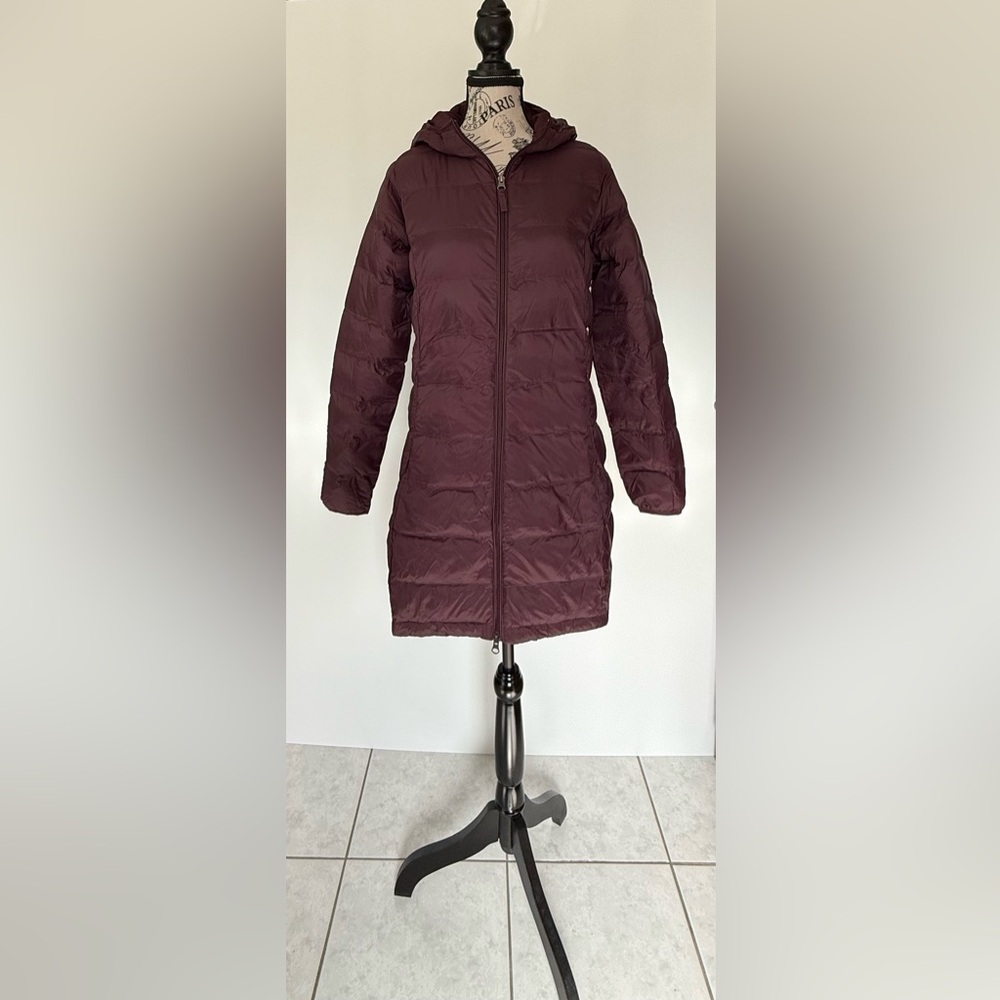 Women's Lightweight Hooded Puffer Jacket Burgundy/Purple Size Small NWOT